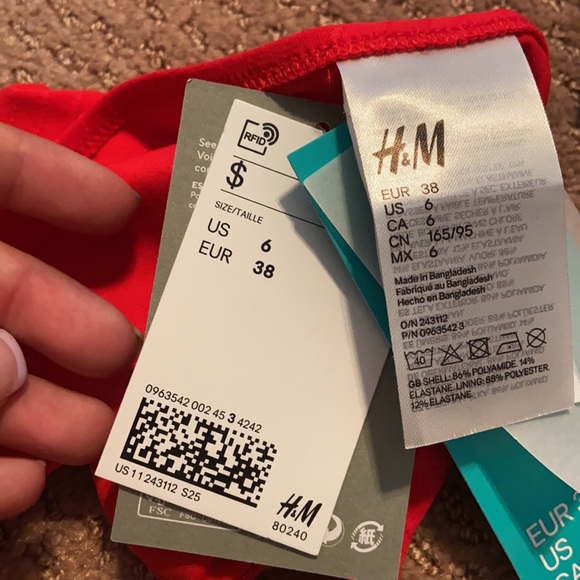 Brand new H&M bikini set!! Still has tags - Picture 6 of 11